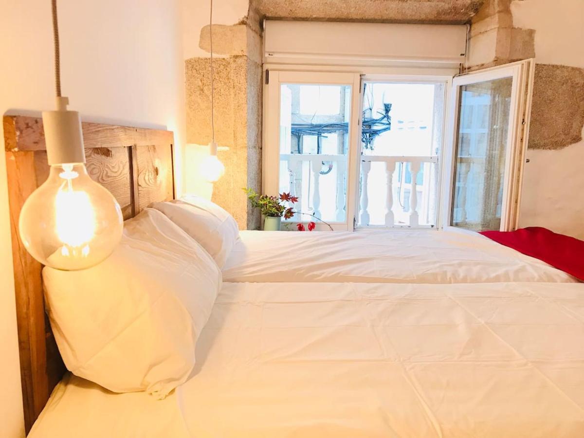 شقة Enjoy The Old Town In A Full Renovated Duplex آكورونيا المظهر الخارجي الصورة