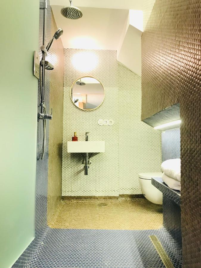 شقة Enjoy The Old Town In A Full Renovated Duplex آكورونيا المظهر الخارجي الصورة